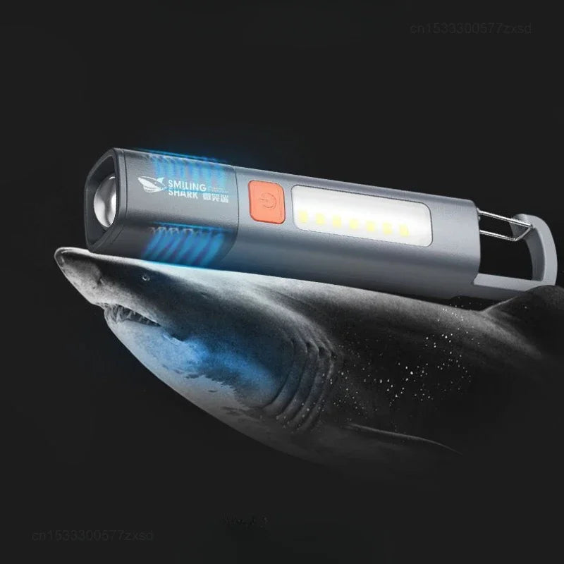 Lanterna Shark Pro a Prova d'Agua Modelo Premium Iluminação a Longa Distancia.